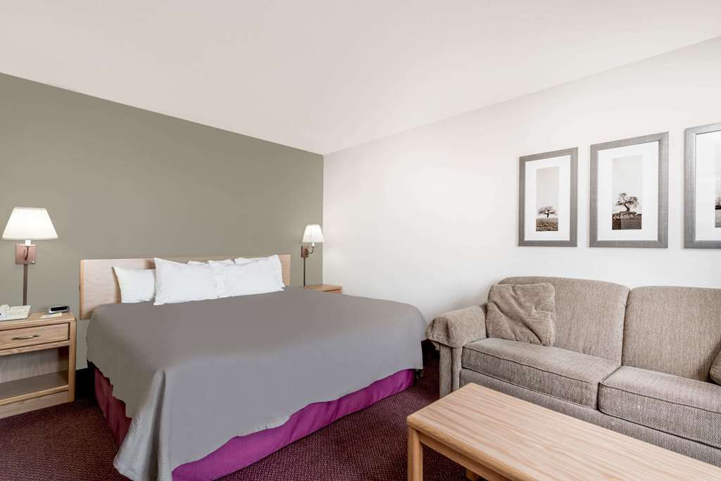 Moose Lake Lodge & Suites Quarto foto